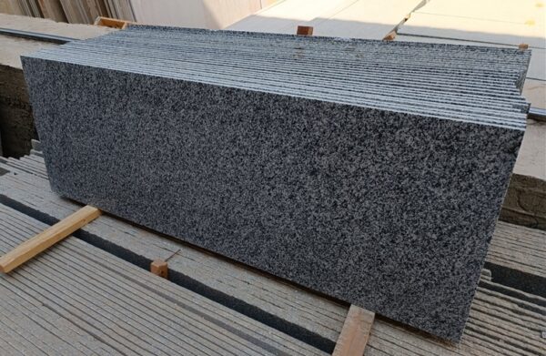new-bianco-halayeb-granite-slabs-4-1023404-b